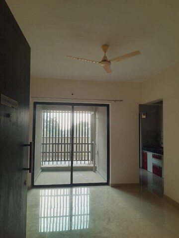 Room in 1 BHK Apartment at Mantra Mesmer, Keshav Nagar – for Rent