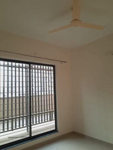 Room in 1 BHK Apartment at Mantra Mesmer, Keshav Nagar – for Rent