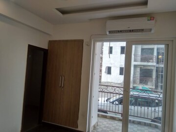 Room in 3 BHK Apartment at Urbtech Hilston, Sector 79 – for Sale