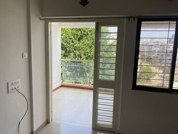Room in 2 BHK Apartment at Mohannagar CHS, Baner – for Rent