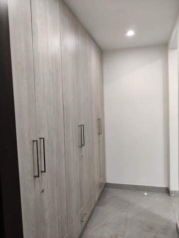 Building Lobby in 3 BHK Builder Floor at Puri Kohinoor, Sector 89 – for Sale