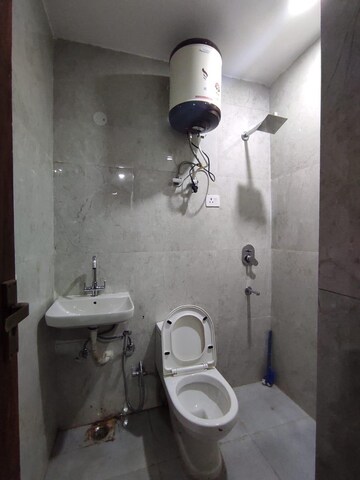 Attached Bathroom in 1 BHK Apartment at Pushp Vihar – for Rent