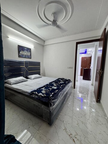 Room in 1 BHK Apartment at Pushp Vihar – for Rent