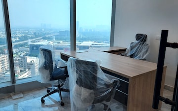 Shop For Rent in Sector 82