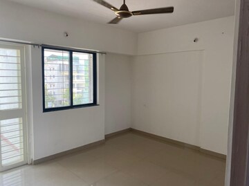 Room in 3 BHK Apartment at Bhansali Whispering Winds, Pashan – for Rent