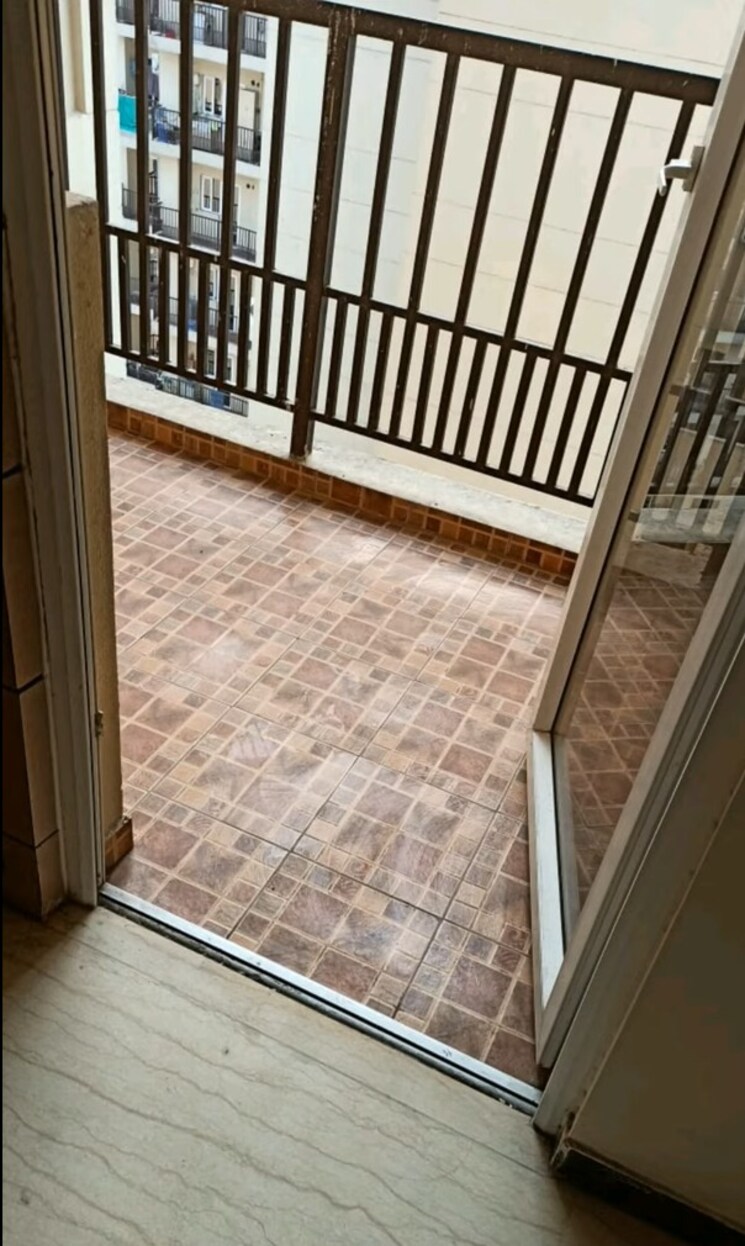 Balcony, dasnac-the-jewel 2.5 Bedroom 1370 Sq.Ft. Apartment In Sector 75 Noida 8123290