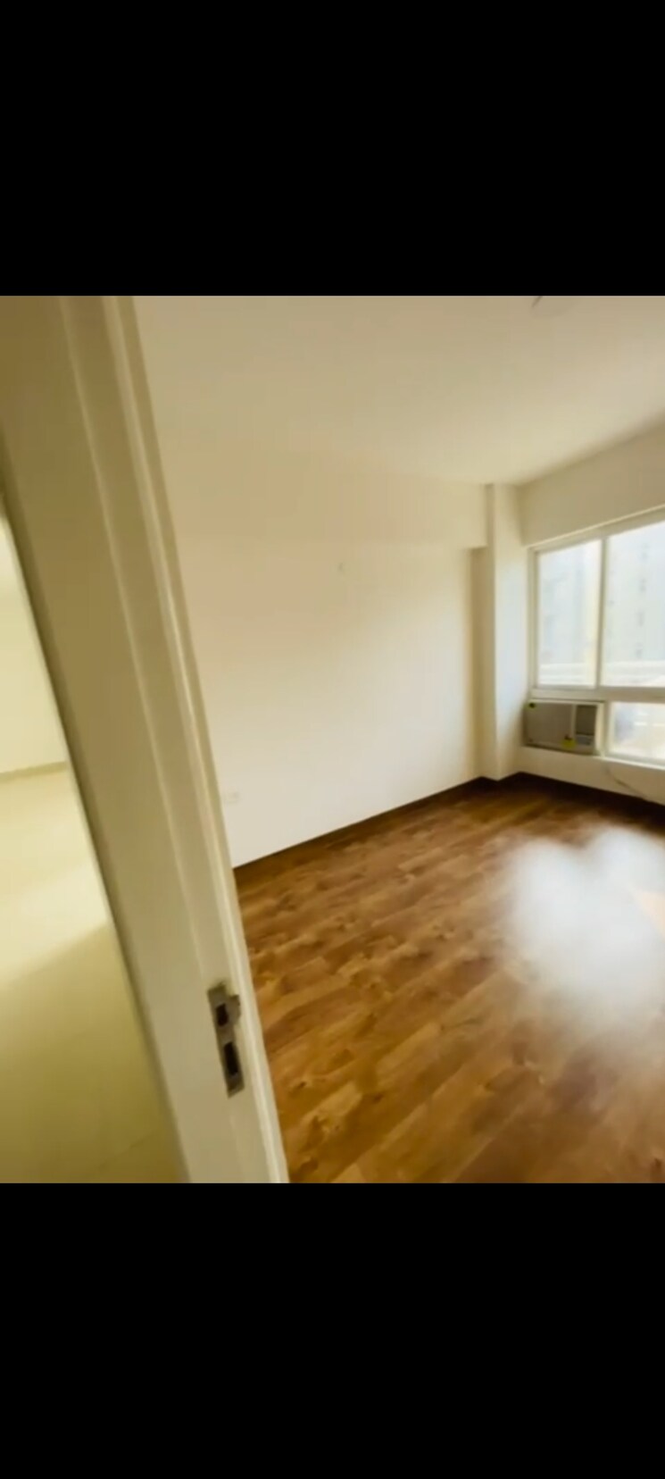 Room, silverglades-the-melia 2.5 Bedroom 1425 Sq.Ft. Apartment In Sohna Sector 35 Gurgaon 8123302