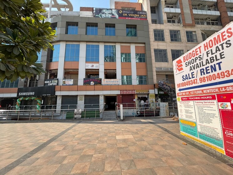 Exterior View, newtech-la-gracia Commercial Shop 120 Sq.Ft. In Dundahera Ghaziabad 8123334