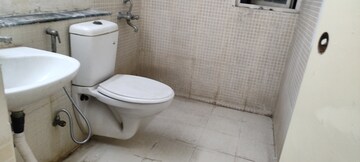 Bathroom in 3 BHK Apartment at Jaypee Greens Kosmos, Sector 134 – for Rent