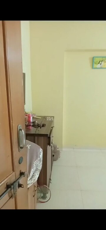 Room in 1 BHK Apartment at Goregaon West – for Sale