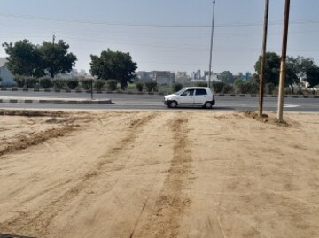  Plot For Sale in Sikandrabad