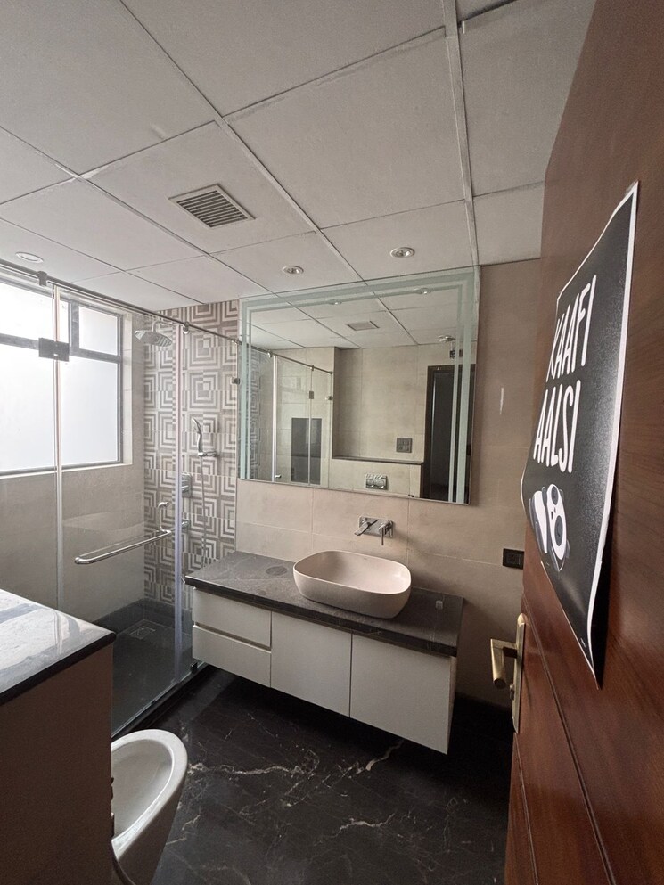 Master Bedroom, mahagun-mezzaria 3 Bedroom 2500 Sq.Ft. Apartment In Sector 78 Noida 8123332