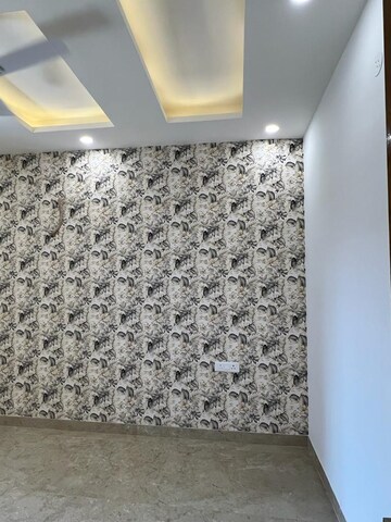 Bedroom in 3 BHK Builder Floor at Puri Kohinoor, Sector 89 – for Sale