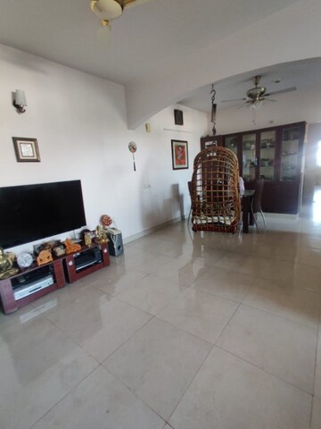 3 BHK Apartment For Rent in LnT Realty South City Bannerghatta Road Bangalore  8123337