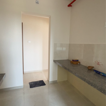 Room in 2 BHK Apartment at Piramal Vaikunth Cluster 2, Ashok Nagar – for Rent
