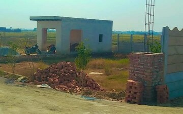 Plot For Sale in Sikandrabad