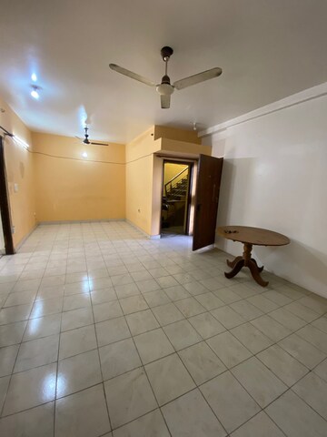 Living Room in 2 BHK Independent House at Ansal Plaza Sector-23, Sector 23 – for Rent