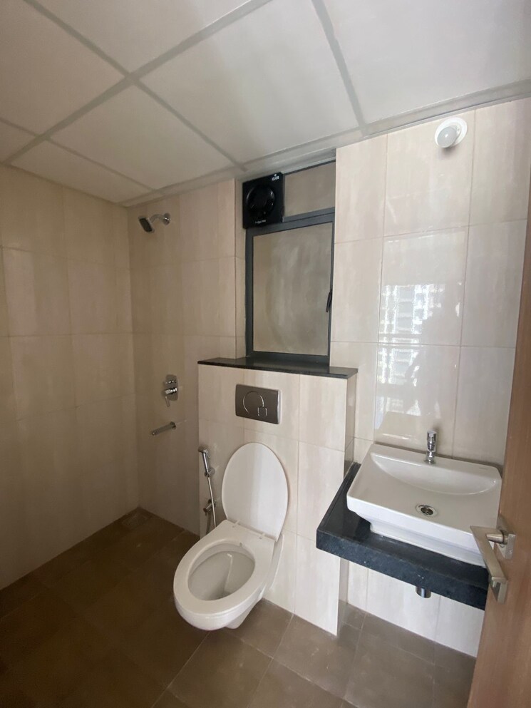 Bathroom, godrej-city 1 Bedroom 450 Sq.Ft. Apartment In Poyanje Navi Mumbai 8123397