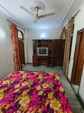 2 BHK Builder Floor For Rent in Lajpat Nagar I Delhi  8123405