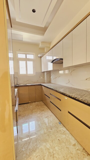 Kitchen in 3 BHK Builder Floor at Hong Kong Bazaar, Sector 57 – for Sale