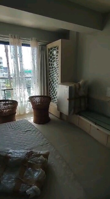 Bedroom in 3.5 BHK Apartment at Tardeo – for Rent