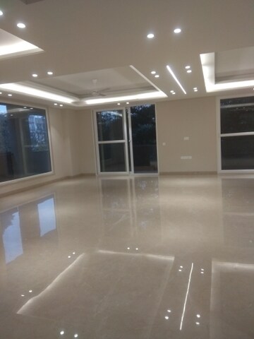 Living Room in 4 BHK Builder Floor at New Friends Colony – for Rent