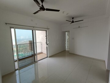 Room in 2 BHK Apartment at Godrej Boulevard, Manjari – for Rent