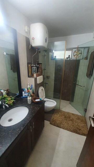 Master Bedroom in 3 BHK Apartment at Vatika City, Sector 49 – for Rent