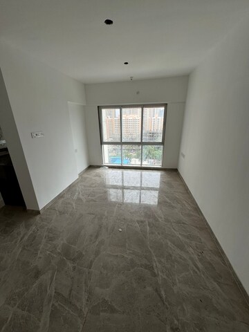 Room in 1 BHK Apartment at Goregaon West – for Sale