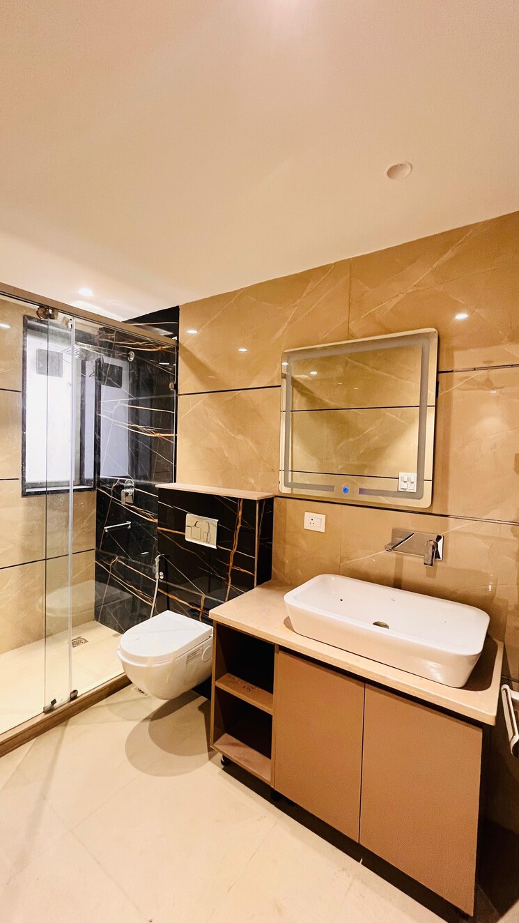 Kitchen, hong-kong-bazaar 4 Bedroom 2700 Sq.Ft. Builder Floor In Sector 57 Gurgaon 8123577