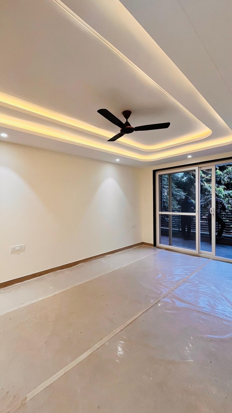 Room, hong-kong-bazaar 4 Bedroom 2700 Sq.Ft. Builder Floor In Sector 57 Gurgaon 8123577