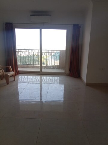 Room in 3 BHK Apartment at ATS Tourmaline, Sector 109 – for Sale