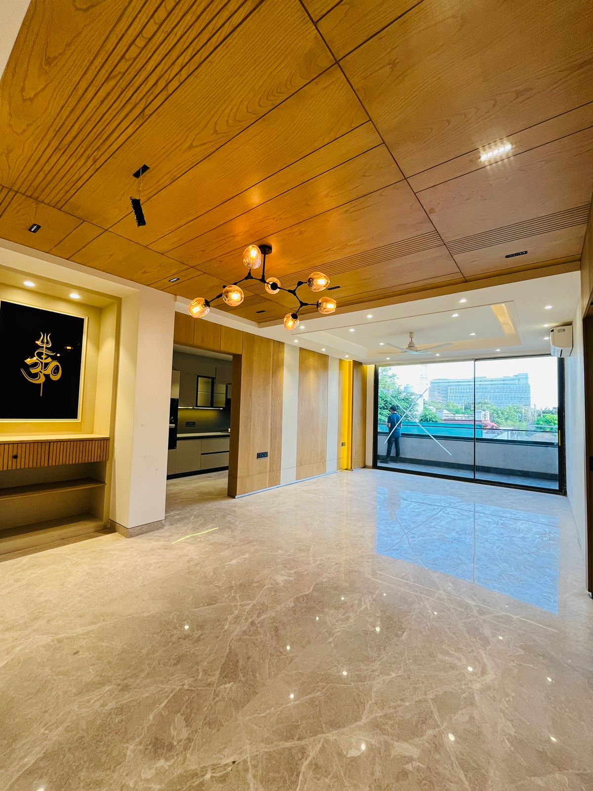 4 BHK + Pooja Room,Servant Room,Study Room Builder Floor For Sale in Sushant Tower