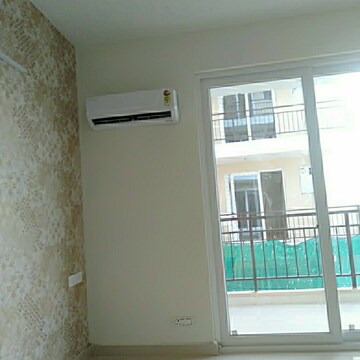 Room in 3 BHK Apartment at Patiala Road – for Sale