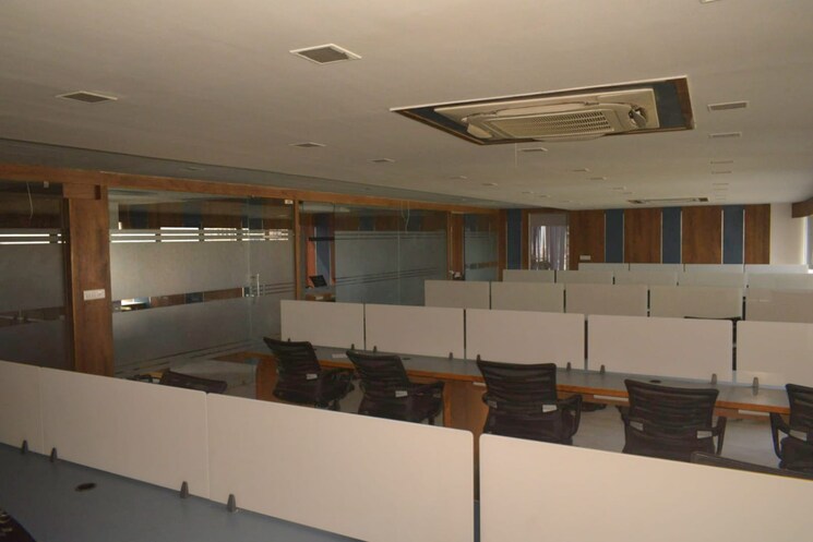 Team Area, ambli road Commercial Office Space 4010 Sq.Ft. In Ambli Road Ahmedabad 8123676
