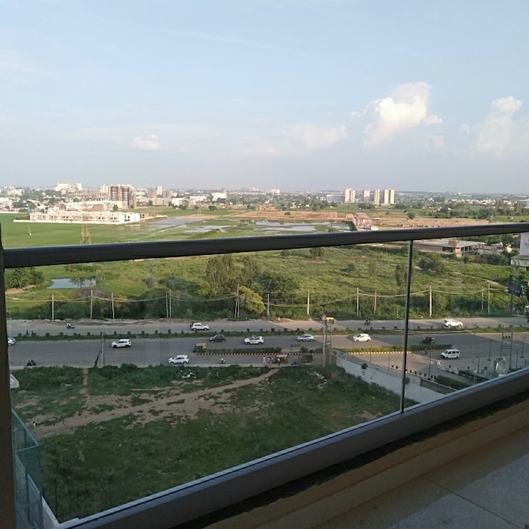 Swimming Pool, maya-green-lotus-utsav 3 Bedroom 2100 Sq.Ft. Apartment In International Airport Road Zirakpur 8123782