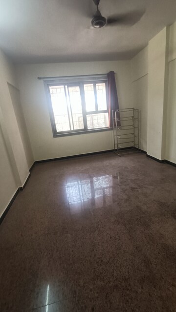 Room in 2 BHK Apartment at Ekta Elegance, Borivali West – for Rent