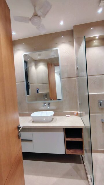 Master Bedroom in 1 BHK Builder Floor at Palam Vihar Residents Association, Palam Vihar – for Rent