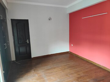 Room in 3 BHK Apartment at Saviour Greenisle, Sain Vihar – for Rent