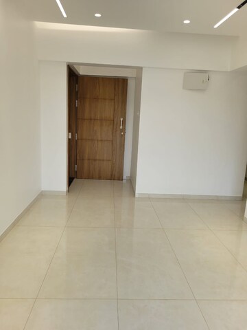 Room in 3 BHK Apartment at Horizon Highgrove, Mundhwa – for Sale