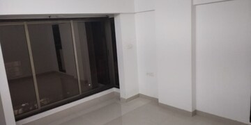 Room in 1 BHK Apartment at Goregaon West – for Sale
