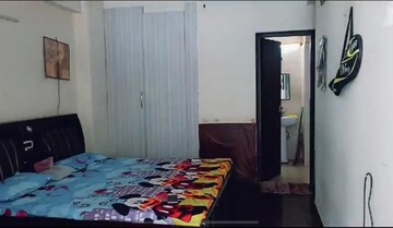 Bedroom in 2 BHK Apartment at Paramount Orchid, Sain Vihar – for Rent