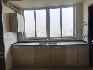 Room in 2 BHK Apartment at Unitech Harmony, Sector 50 – for Sale