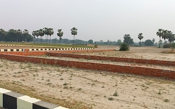 Plot For Sale in Sector 82