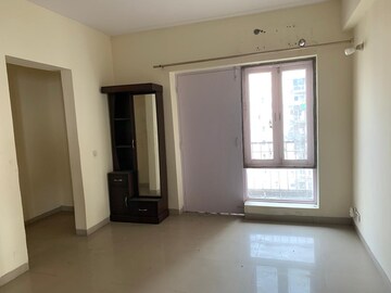 Room in 3 BHK Apartment at Shiv Sai Ozone Park, Sector 86 – for Rent