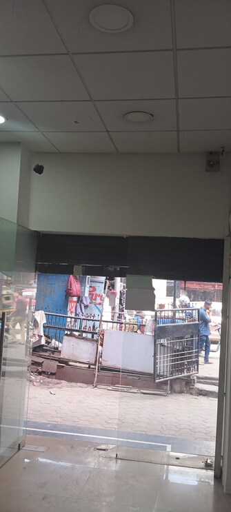 Commercial Shop 360 Sq.Ft. For Rent in Vile Parle West Mumbai  8123896