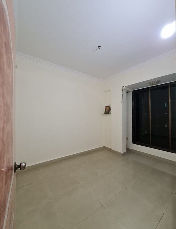 Living Room, sai-dham-chs-nerul-sector-6 1 Bedroom 600 Sq.Ft. Apartment In Nerul Sector 6 Navi Mumbai 8123921