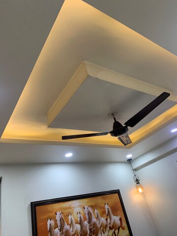 Furnished Amenities in 2 BHK Apartment at Adore Happy Homes, Sector 86 – for Rent