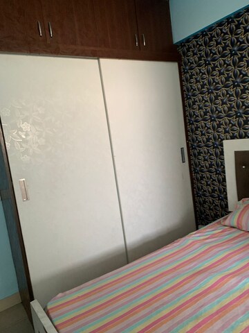 Room in 2 BHK Apartment at OP Floridaa, Sector 82 – for Rent