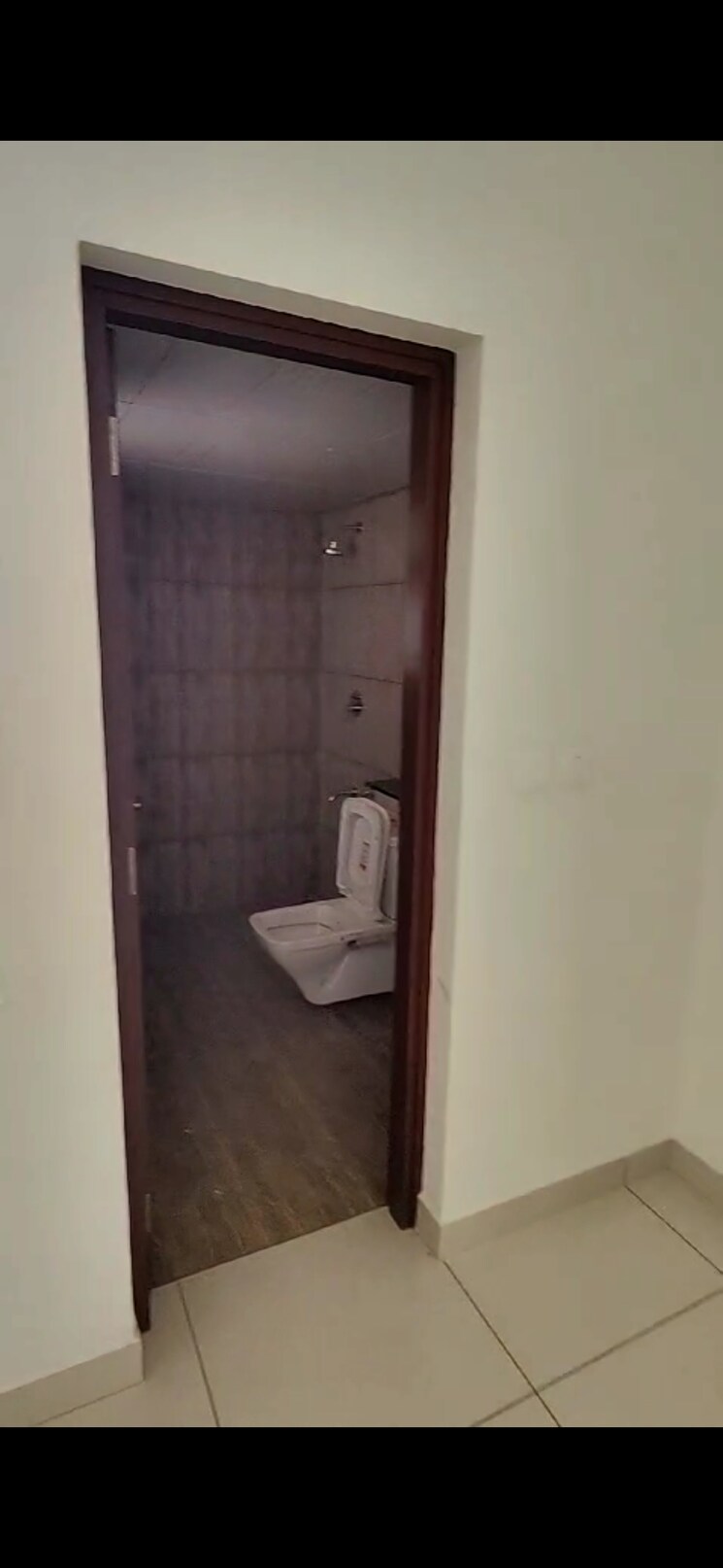 Bathroom, prestige-finsbury-park-hyde 2 Bedroom 971 Sq.Ft. Apartment In Bagaluru  Bangalore 8124006